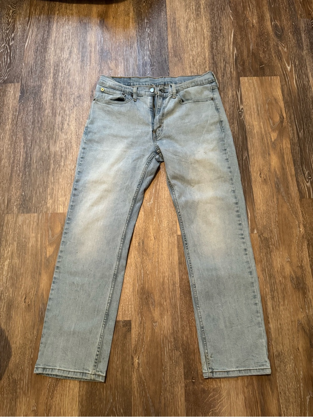 Levis Classic Men's Light Blue Straight-Leg Jeans